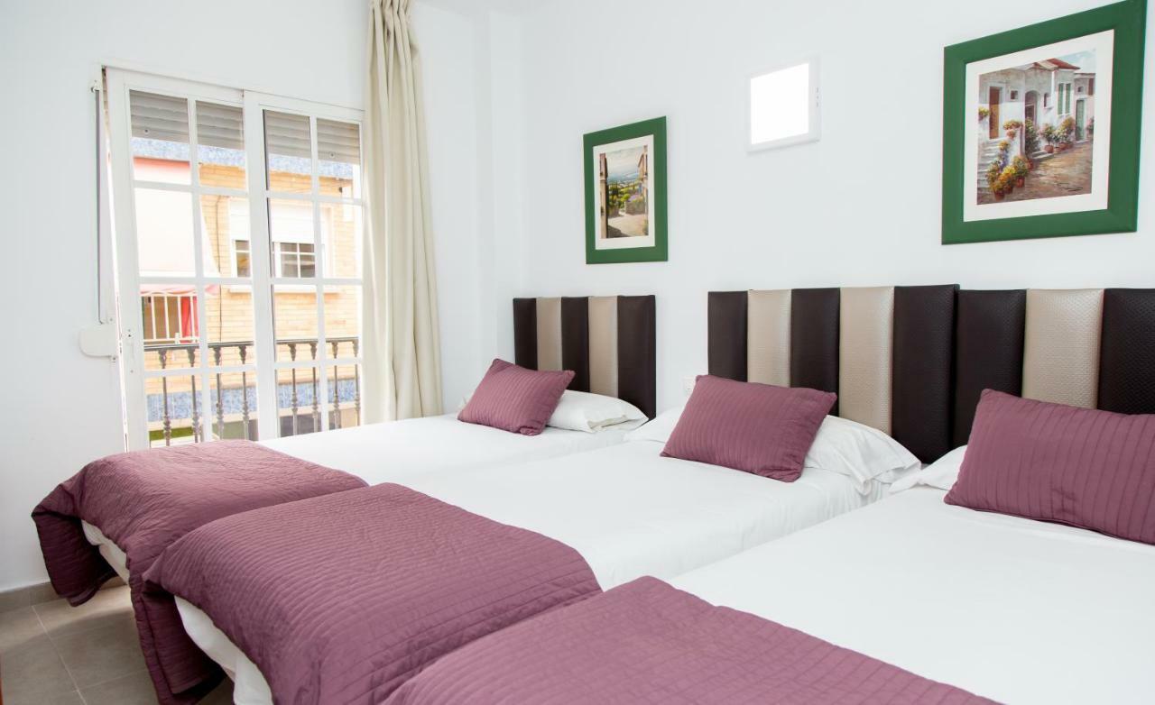 Hotel Marbella Фуeнхирола Екстериор снимка
