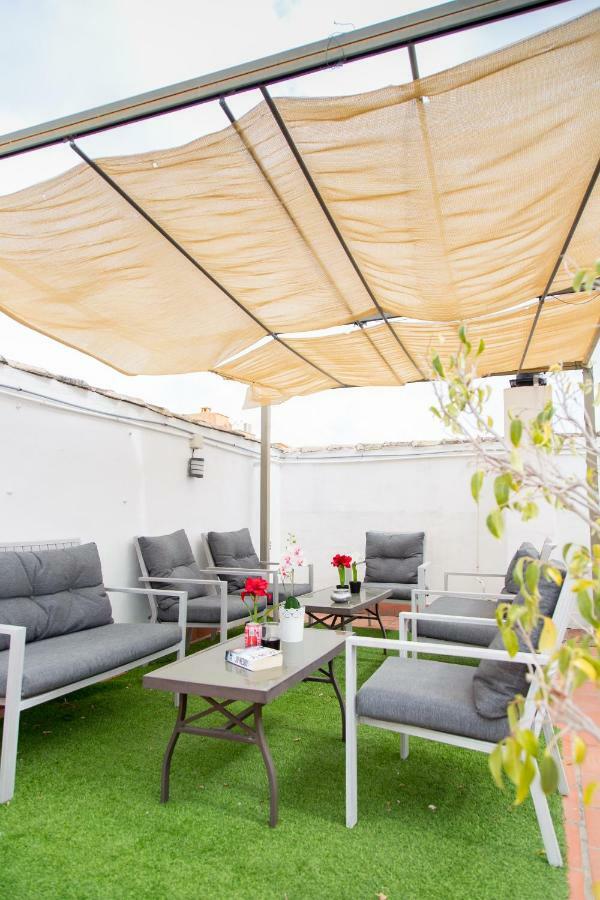 Hotel Marbella Фуeнхирола Екстериор снимка