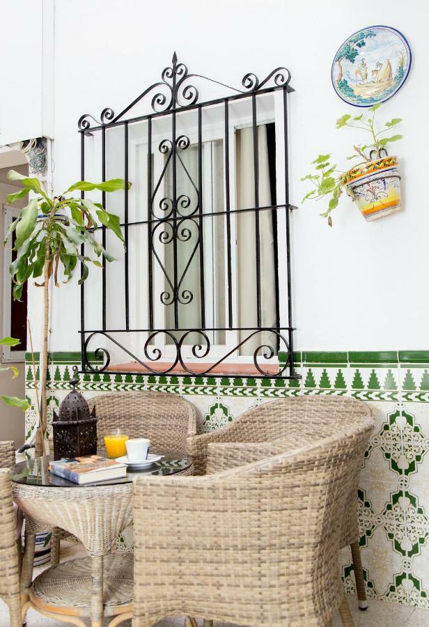 Hotel Marbella Фуeнхирола Екстериор снимка